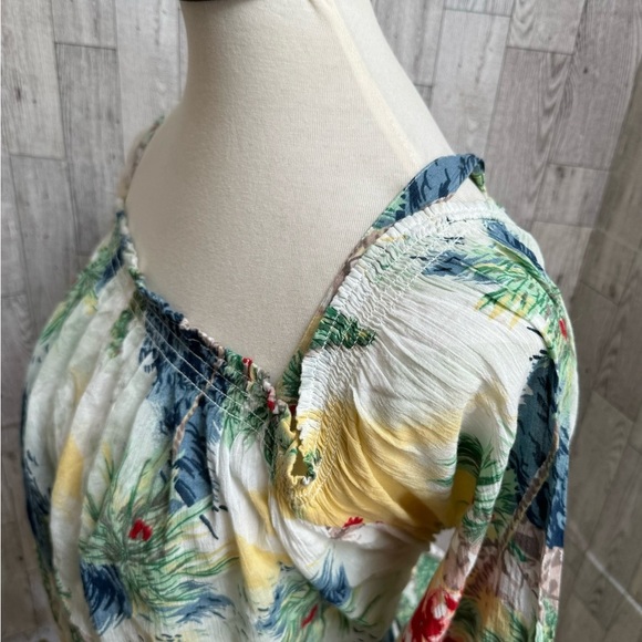 Chaps Cold Shoulder 2x adorable Top - Picture 6 of 16